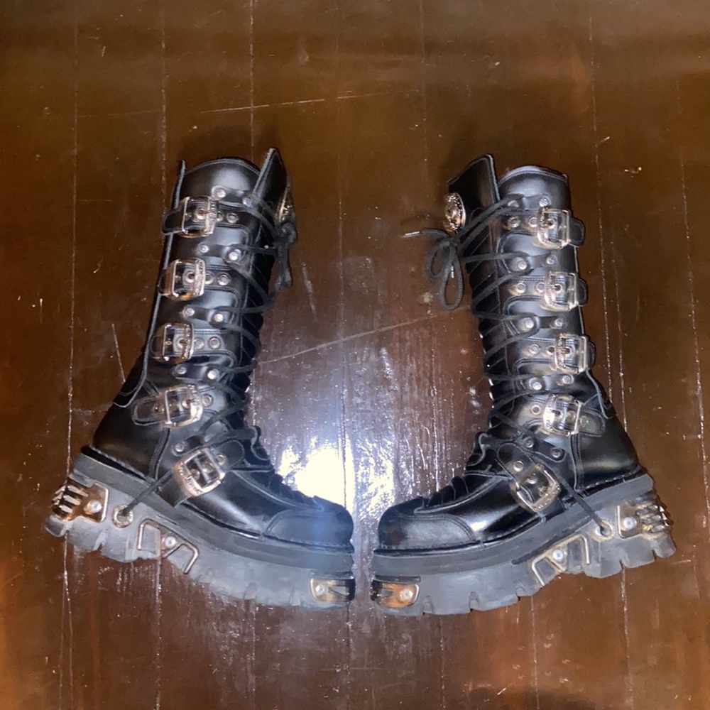 New Rock size 36 very good used condition